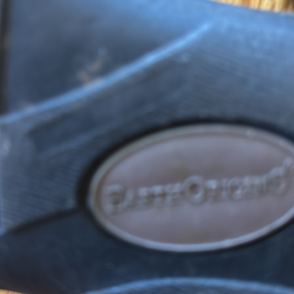 Women’s Black Leather Slip-On Shoes - Picture 3 of 4